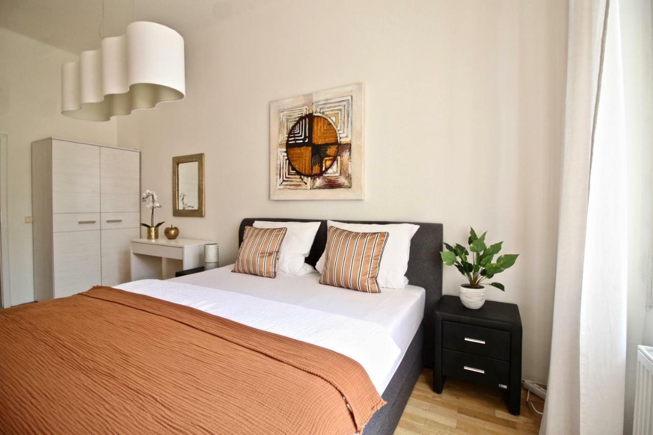 New Design & Style Apartment Old Town Xxl Prague Luaran gambar
