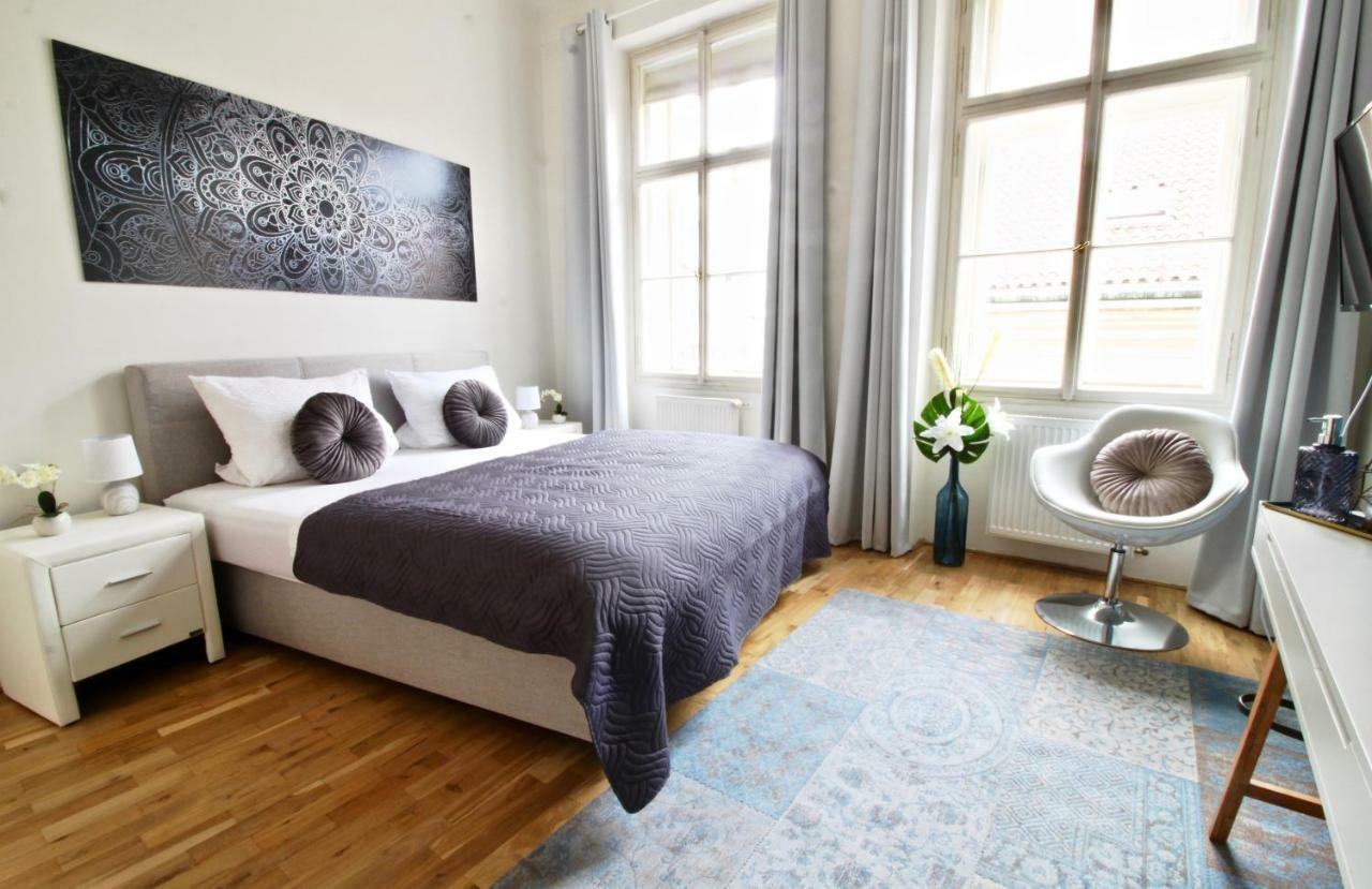 New Design & Style Apartment Old Town Xxl Prague Luaran gambar